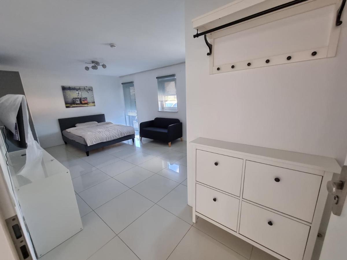 Landau, Schoene Helle Gemuetliche Wohnung Landau in der Pfalz Luaran gambar