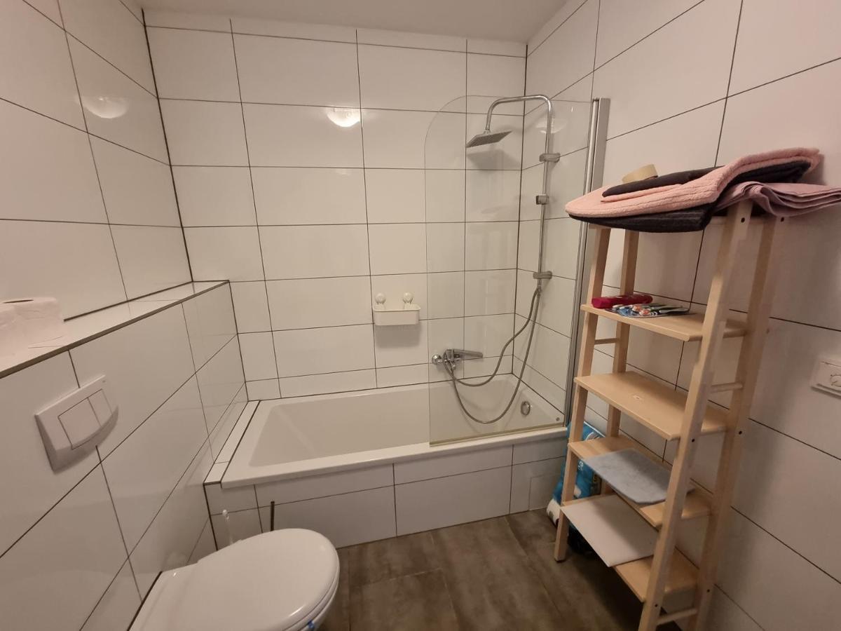 Landau, Schoene Helle Gemuetliche Wohnung Landau in der Pfalz Luaran gambar